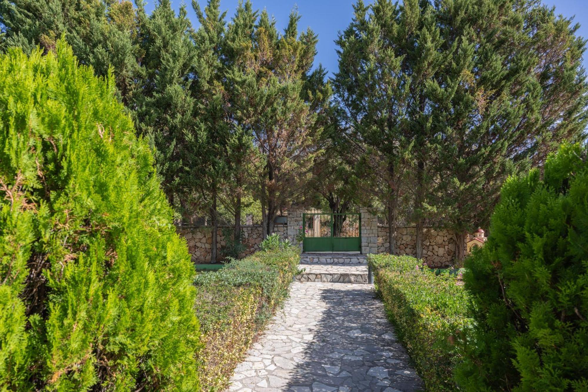 Vista Verde Studios & Apartments Svoronata Exterior photo
